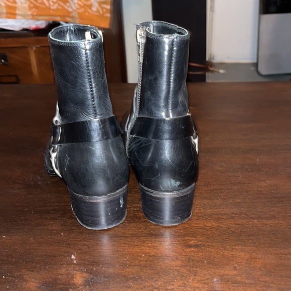 FRYE black leather heeled Moto boots - Picture 5 of 9